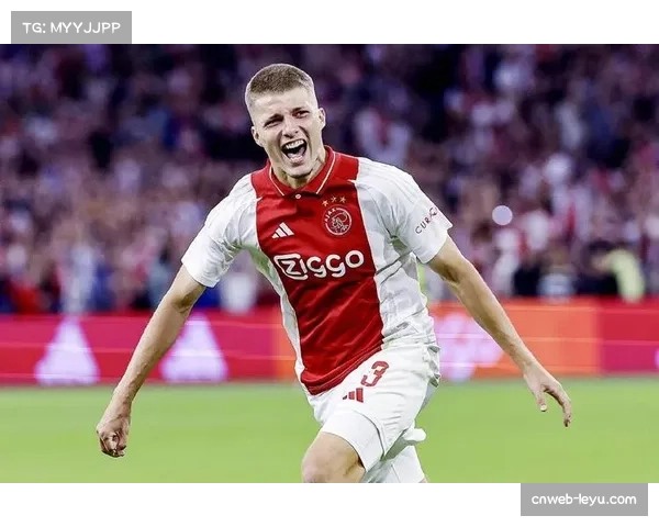 阿贾克斯青训体系输出人才 但欧战经验尚欠缺 阿贾克斯青训体系输出人才 但欧战经验尚欠缺